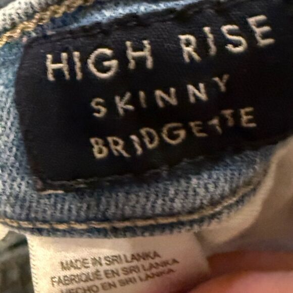 Lucky Brand size 4 Women's high rise Distressed Blue Jeans - Picture 9 of 11